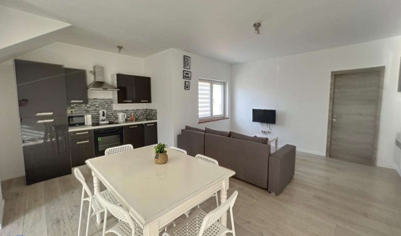Gohysart 51B 1 Bruxelles-Charleroi-Airport Apartment Exterior photo